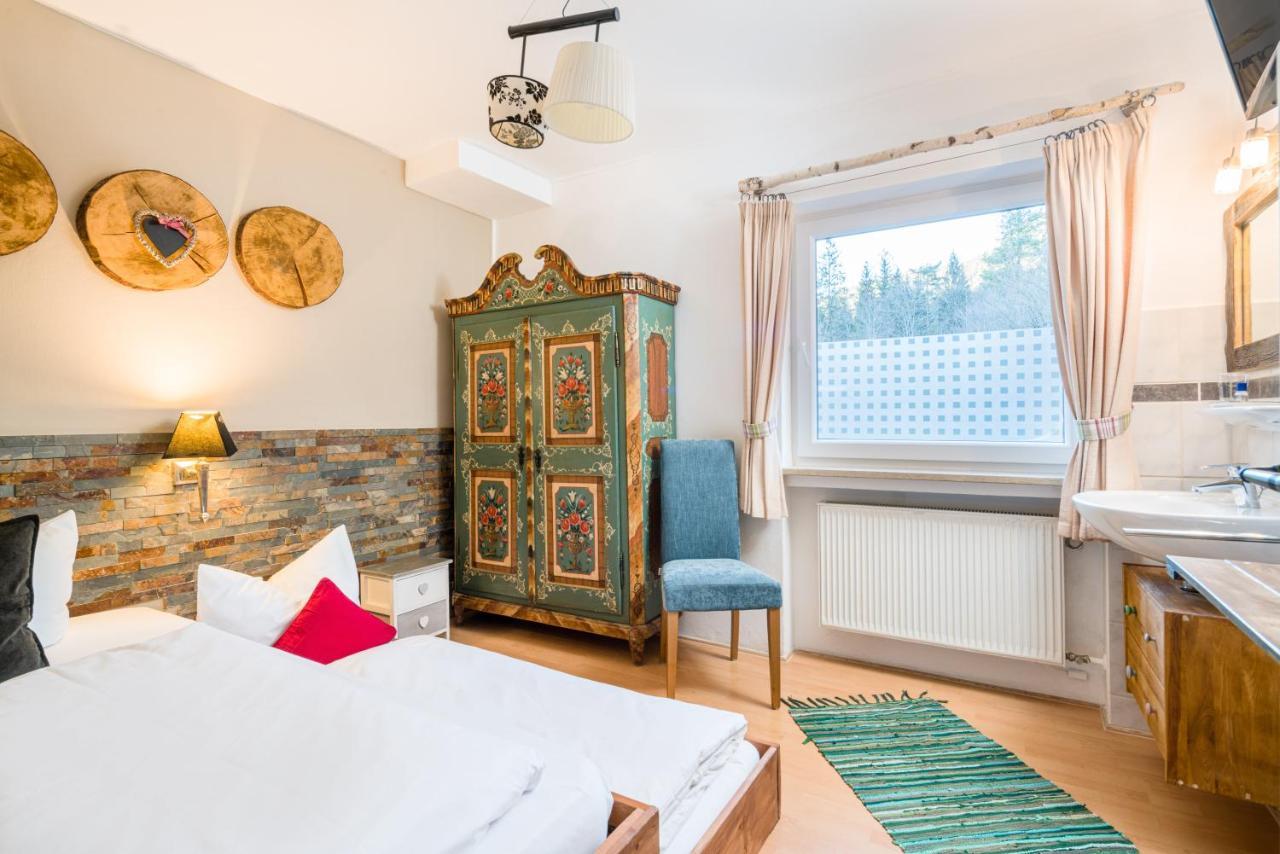 Zur Schoenen Aussicht Hotel Garni Garmisch-Partenkirchen Bagian luar foto