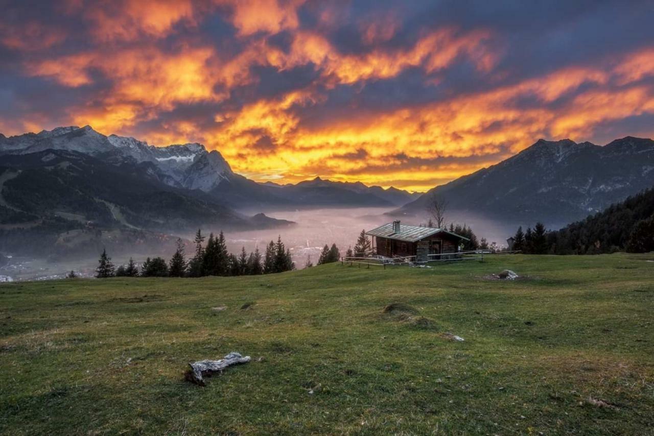 Zur Schoenen Aussicht Hotel Garni Garmisch-Partenkirchen Bagian luar foto